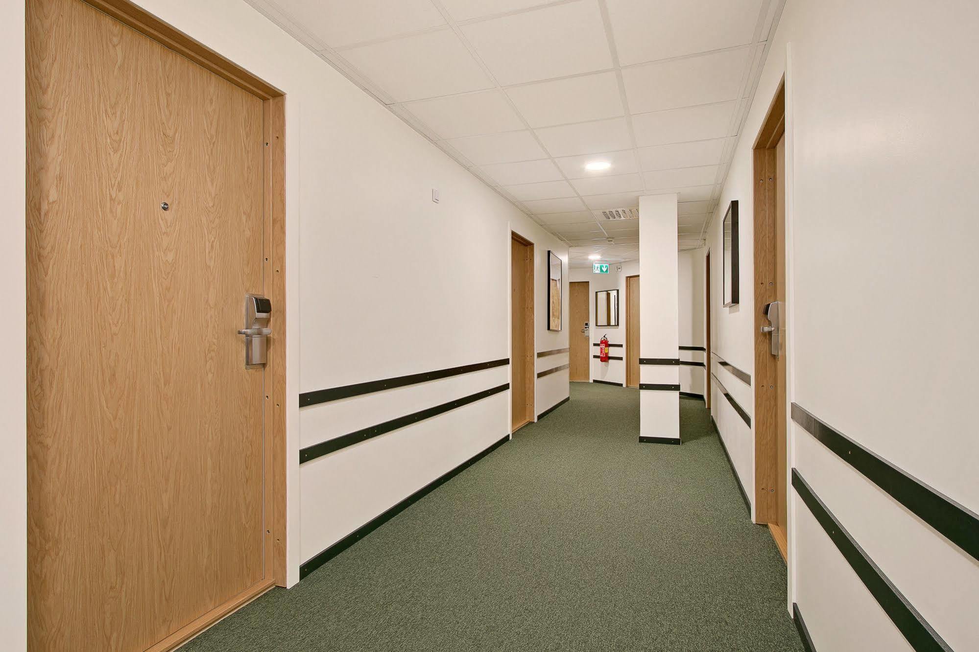 Hotel Kringelstaden Södertälje Zewnętrze zdjęcie
